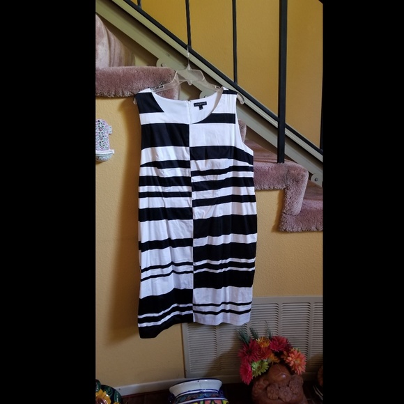 Statement Black and White Striped Sheath Dress - Picture 2 of 7